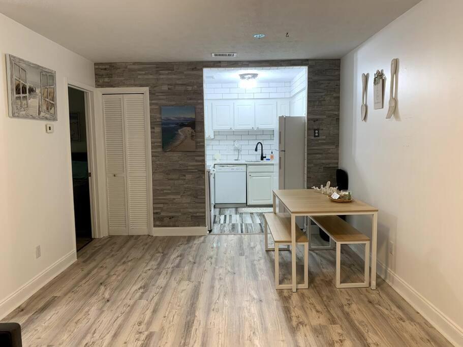 Fullyrenovated 1 Min Walk2 Beach.5Min To Peir Park Panama City Beach Exterior photo