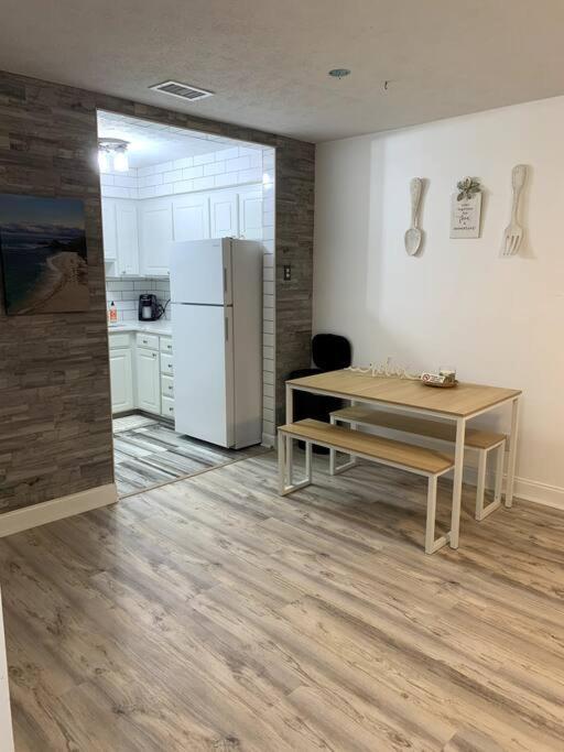 Fullyrenovated 1 Min Walk2 Beach.5Min To Peir Park Panama City Beach Exterior photo