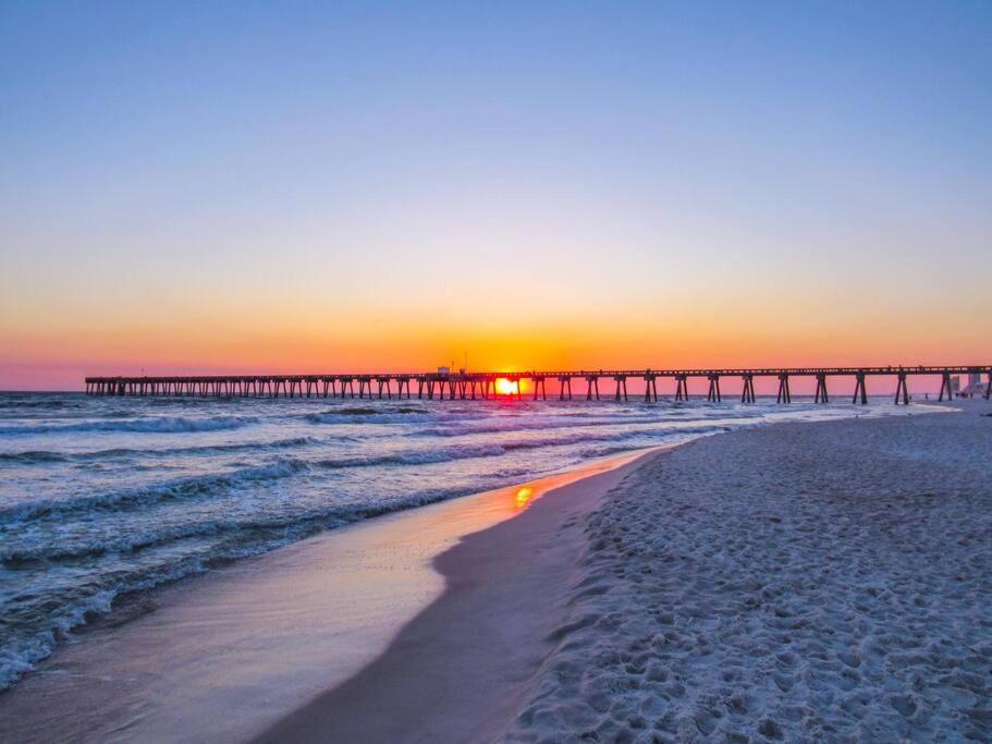 Fullyrenovated 1 Min Walk2 Beach.5Min To Peir Park Panama City Beach Exterior photo